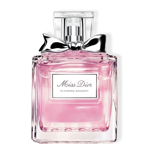 perfumes florales de mujer.